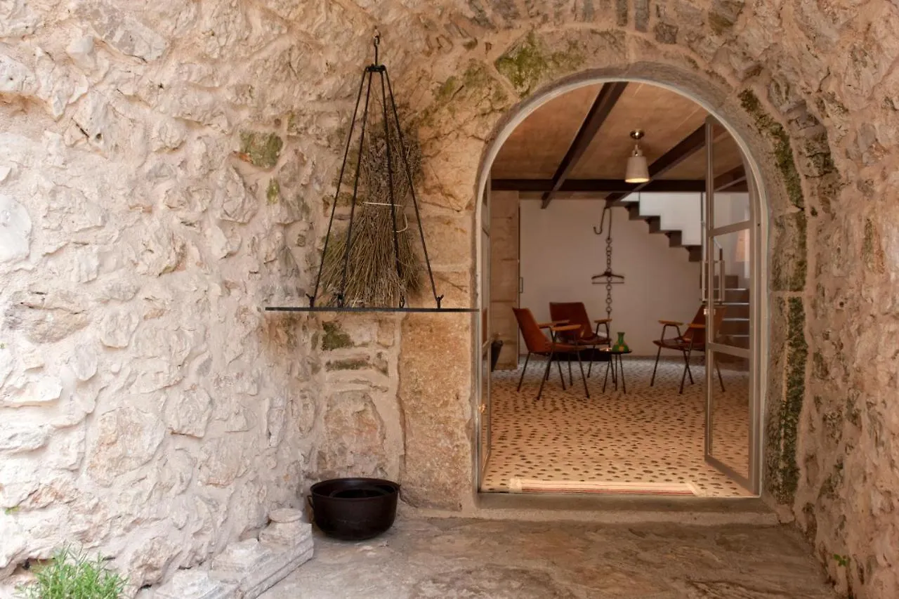 Sisters-Homes Vidovici 9 Martinšćica Vakantiehuis